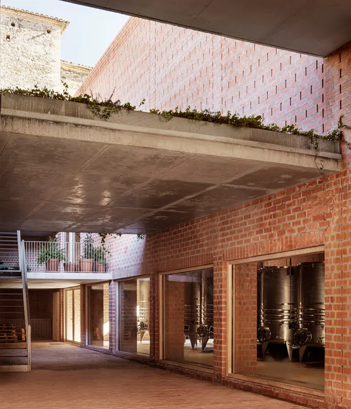 Bar y catas Clos Pachem HArquitectes – bar y sala de catas