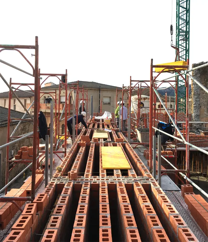 Obra – estructura y forjados Clos Pachem HArquitectes – estructura y forjados durante la construcción