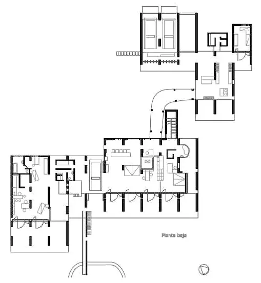 Villa Sarabhai – planta general Villa Sarabhai: planta general con patios y láminas de agua